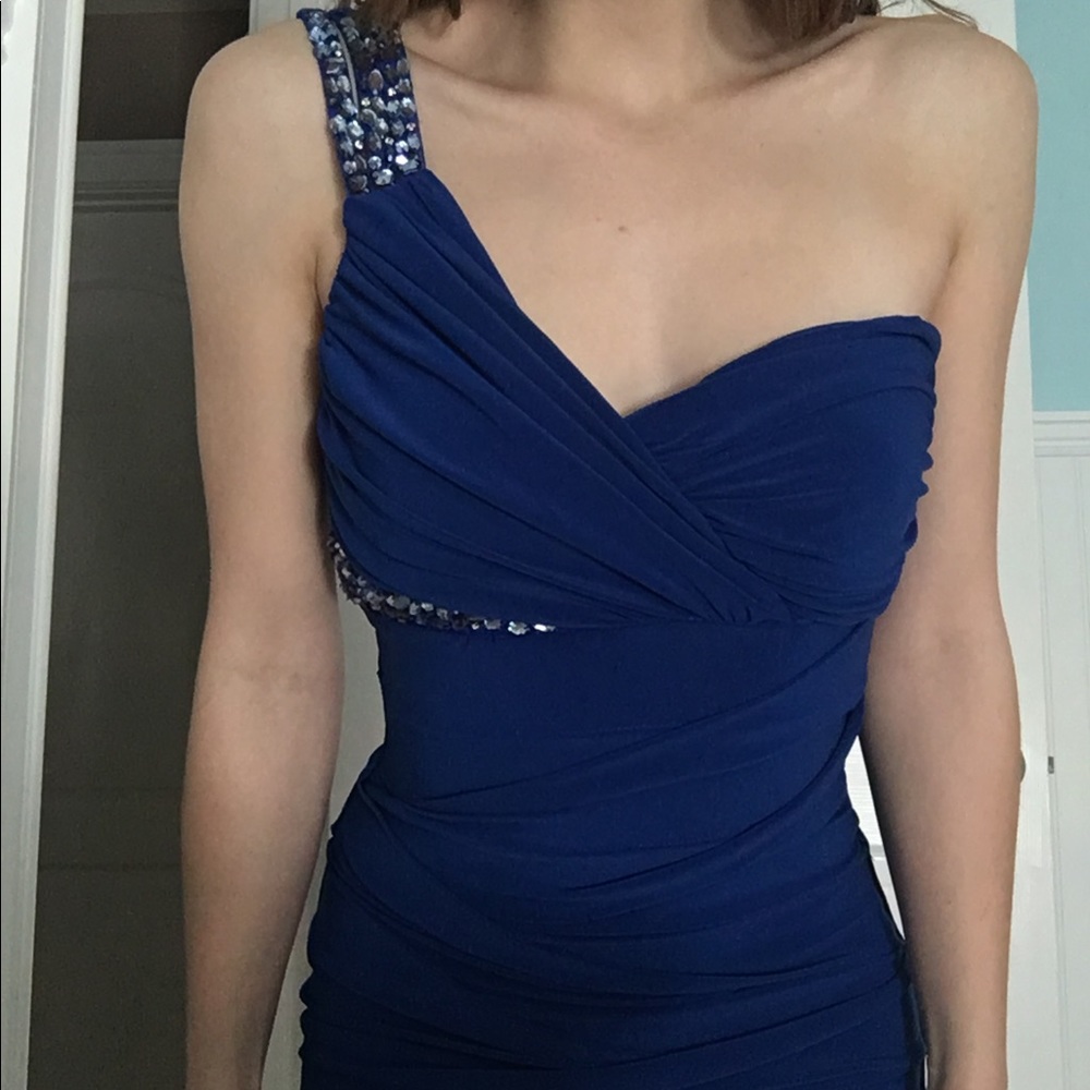 Fitted royal blue dress